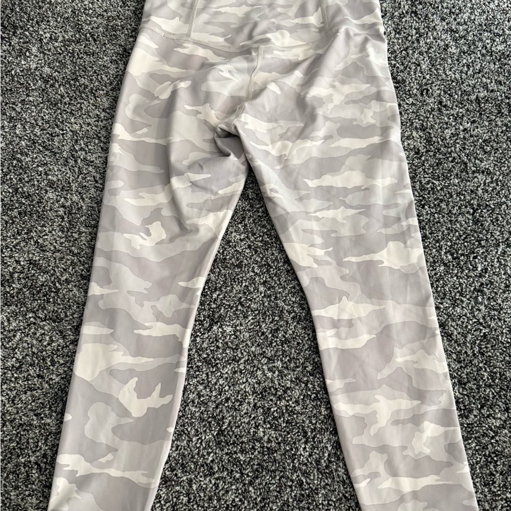 Women’s Athleta Camo Leggings